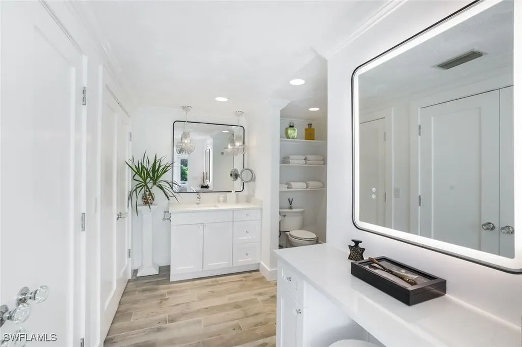 2301 Palm Street Naples FL 34112