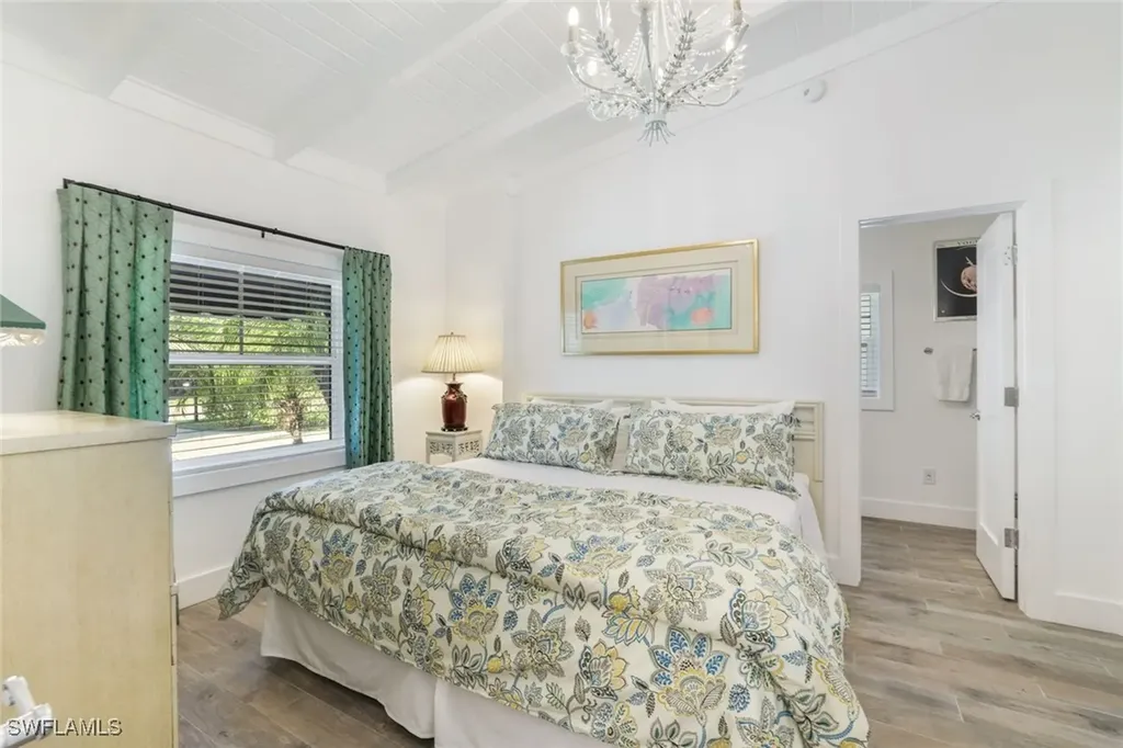 2301 Palm Street Naples FL 34112