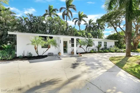 2301 Palm Street Naples FL 34112