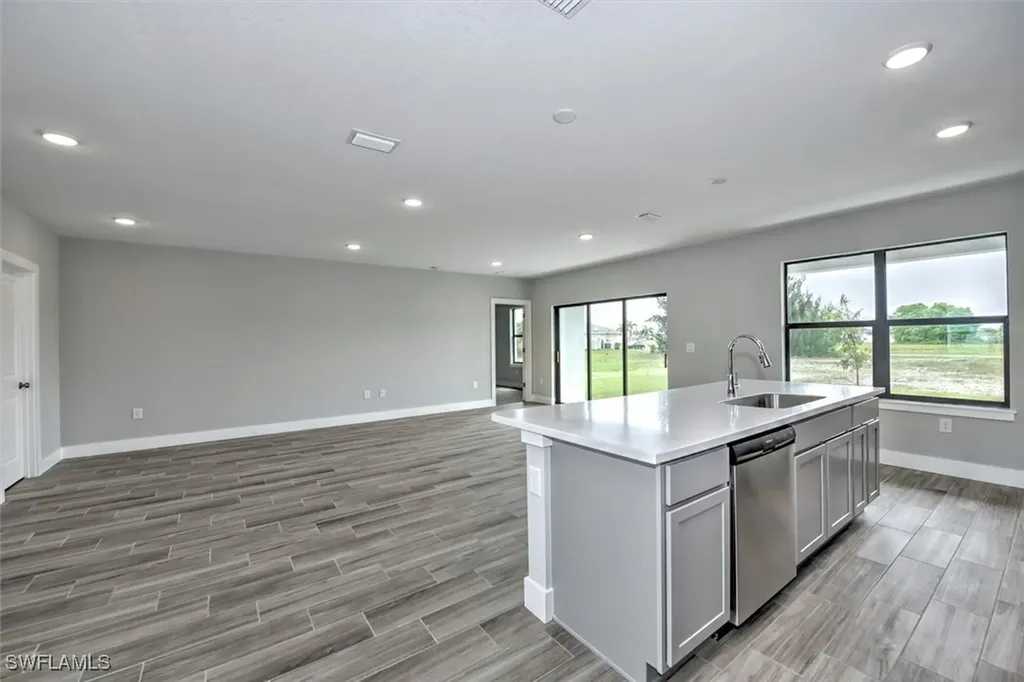 3331 NW 5th Street Cape Coral FL 33993