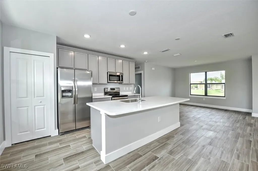 3331 NW 5th Street Cape Coral FL 33993