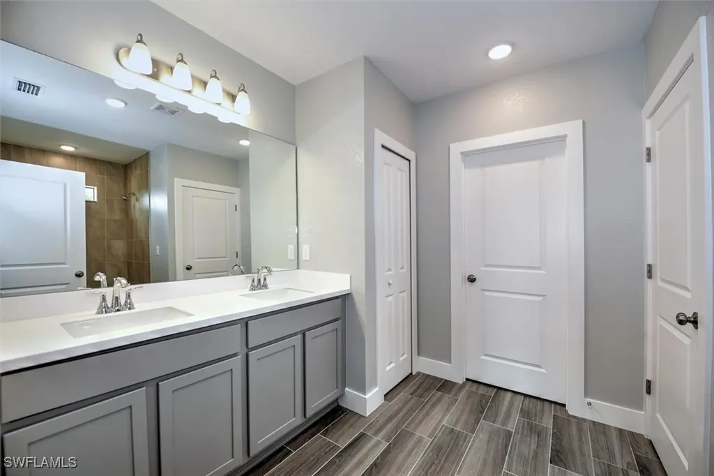 3331 NW 5th Street Cape Coral FL 33993