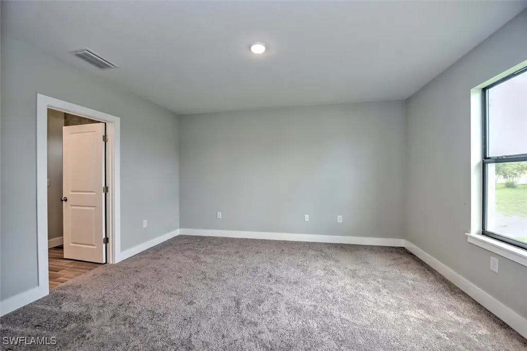 3331 NW 5th Street Cape Coral FL 33993