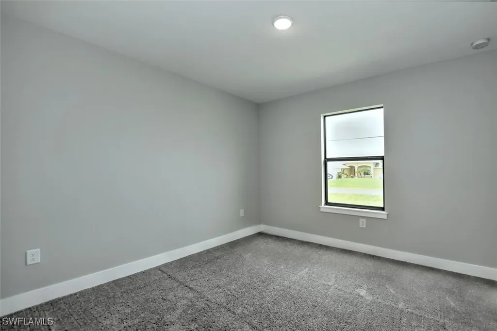 3331 NW 5th Street Cape Coral FL 33993