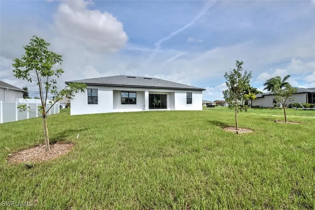 3331 NW 5th Street Cape Coral FL 33993