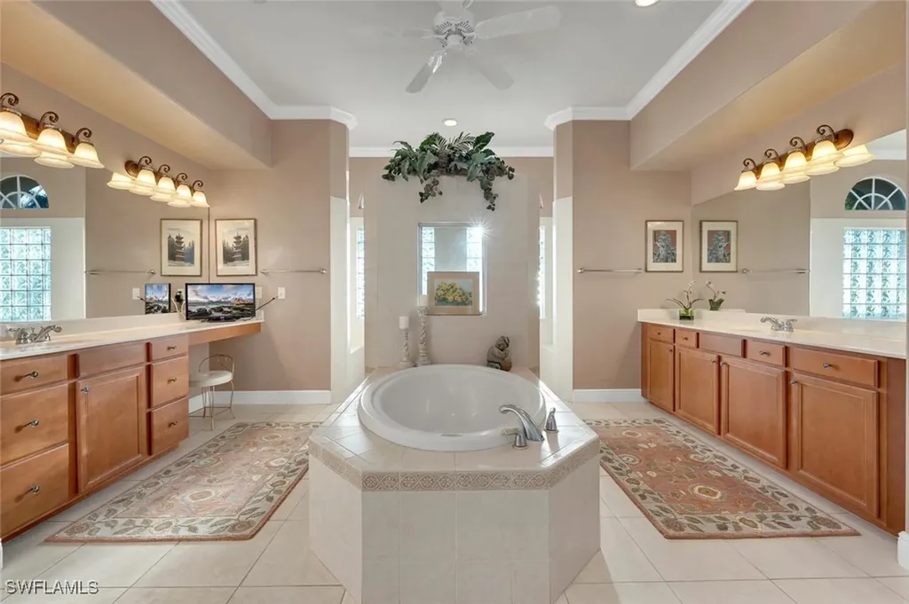 5044 Castlerock Way Naples FL 34112