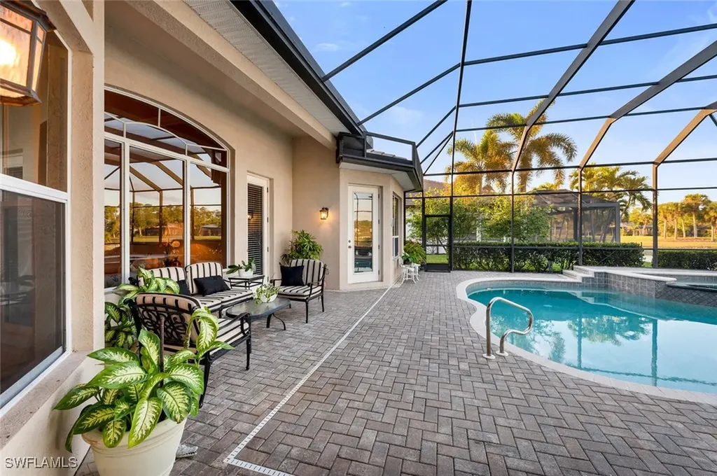 5044 Castlerock Way Naples FL 34112