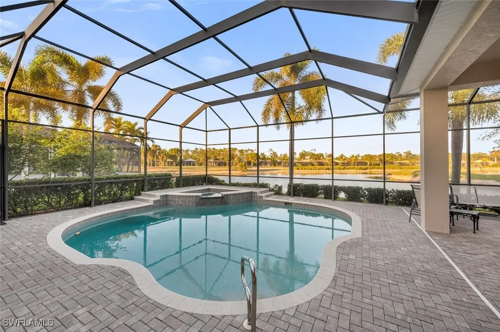 5044 Castlerock Way Naples FL 34112