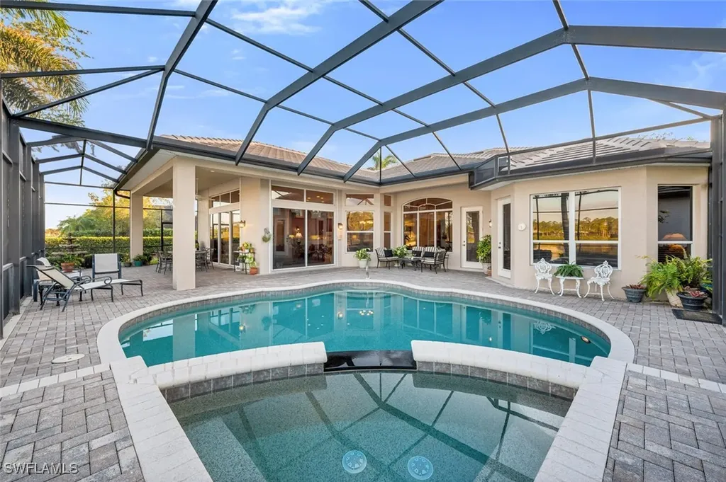 5044 Castlerock Way Naples FL 34112