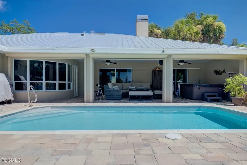 14200 Duke Highway Alva FL 33920