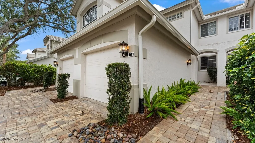 27080 Lake Harbor Court Bonita Springs FL 34134