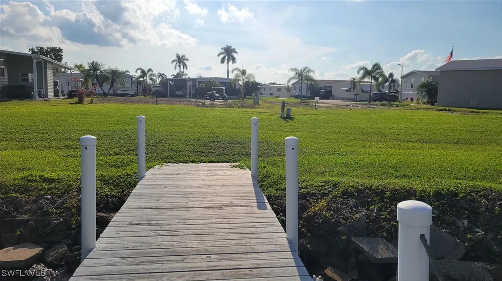 324 Shoreland Drive Fort Myers FL 33905