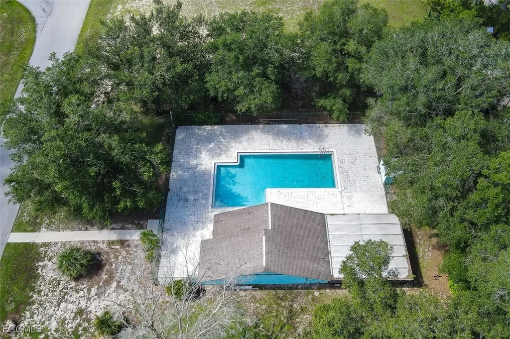 10736 Lemontree Court Lehigh Acres FL 33936