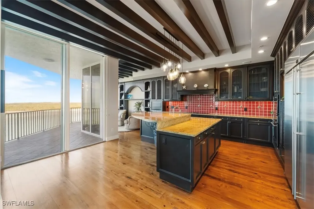 700 La Peninsula Boulevard Naples FL 34113