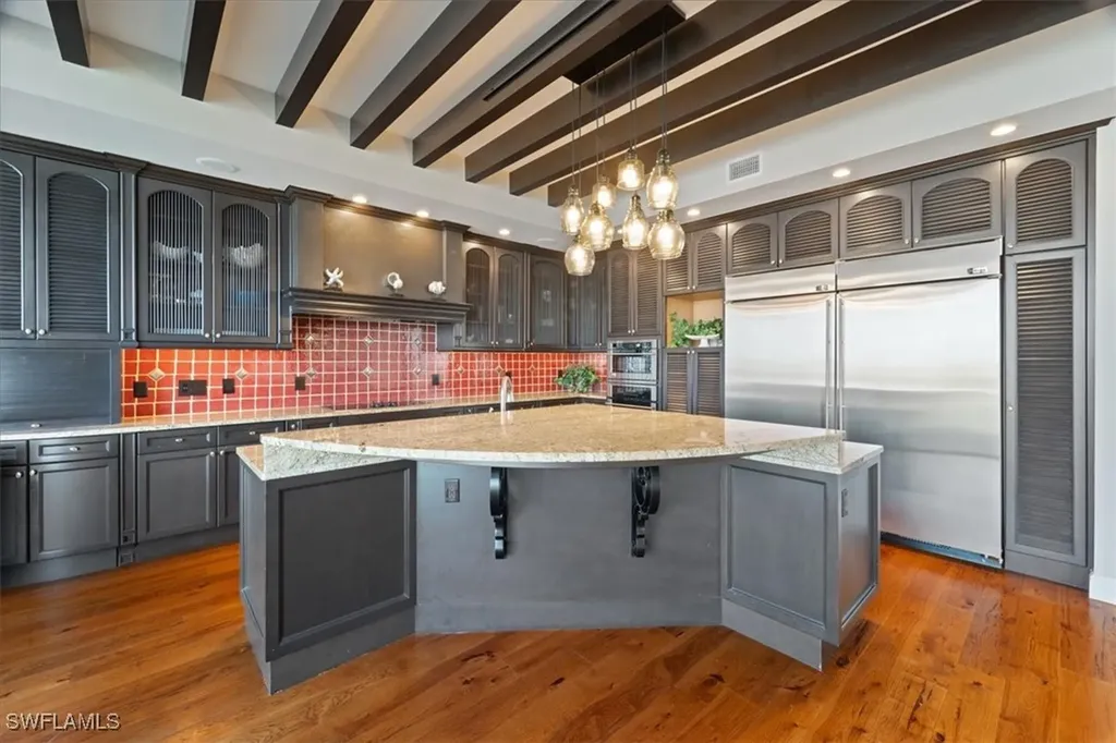700 La Peninsula Boulevard Naples FL 34113