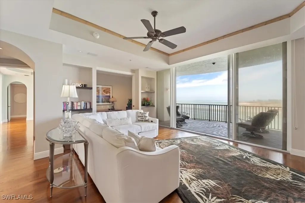 700 La Peninsula Boulevard Naples FL 34113