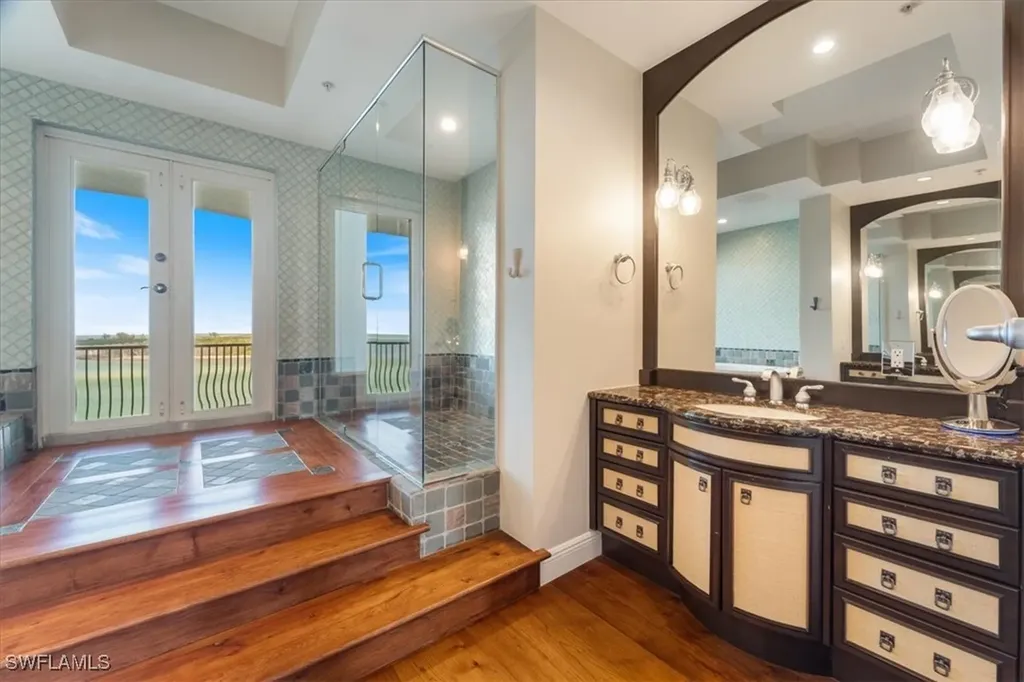 700 La Peninsula Boulevard Naples FL 34113