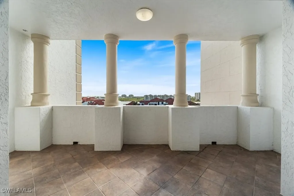 700 La Peninsula Boulevard Naples FL 34113