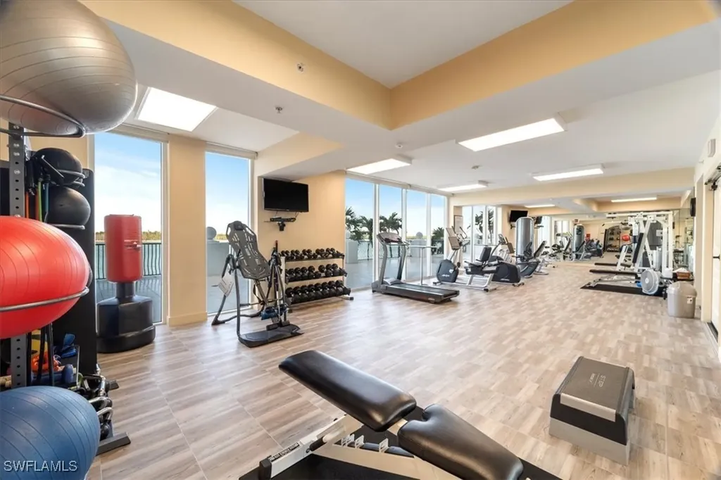 700 La Peninsula Boulevard Naples FL 34113