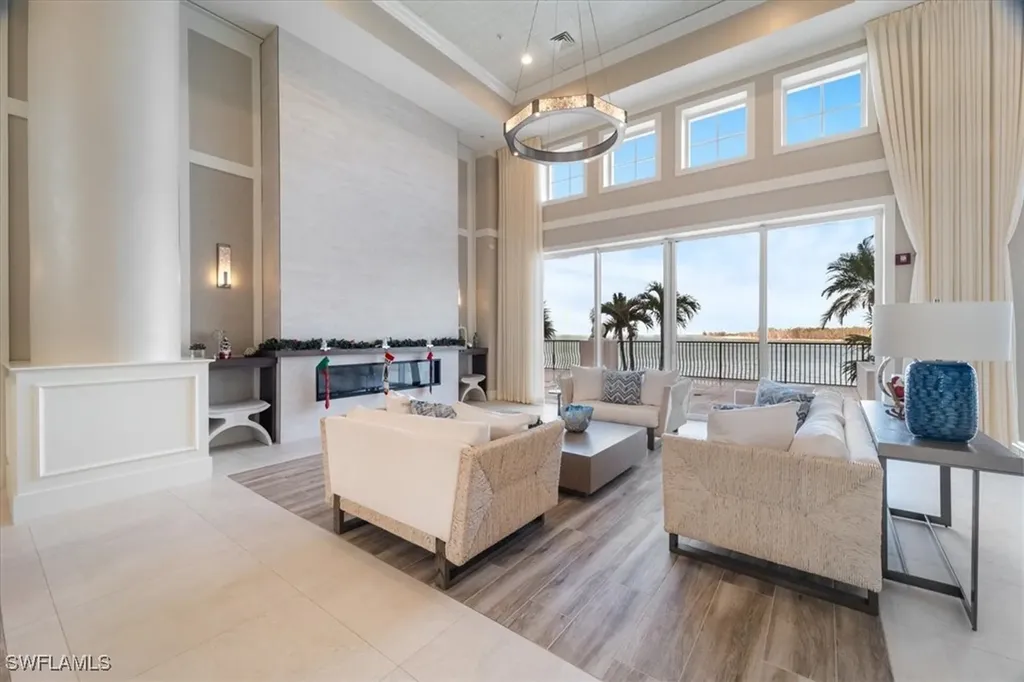 700 La Peninsula Boulevard Naples FL 34113