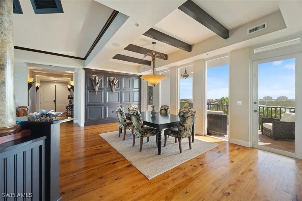 700 La Peninsula Boulevard Naples FL 34113