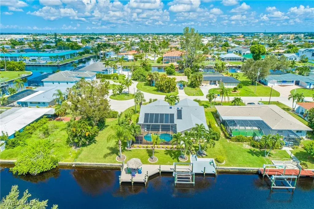 1416 Wellington Court Cape Coral FL 33904
