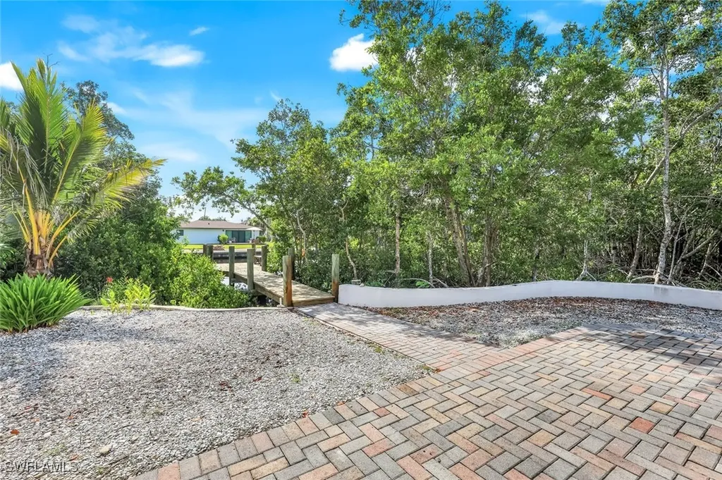 4951/4953 Esplanade Street Bonita Springs FL 34134