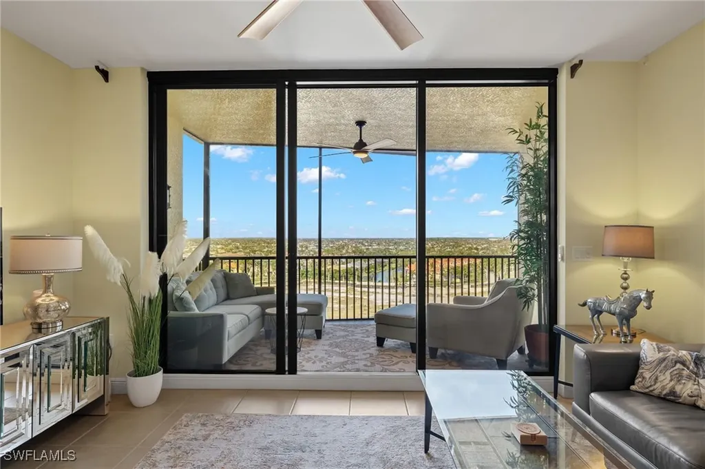 Cape Coral FL, 5781 Cape Harbour Drive, Unit 1106