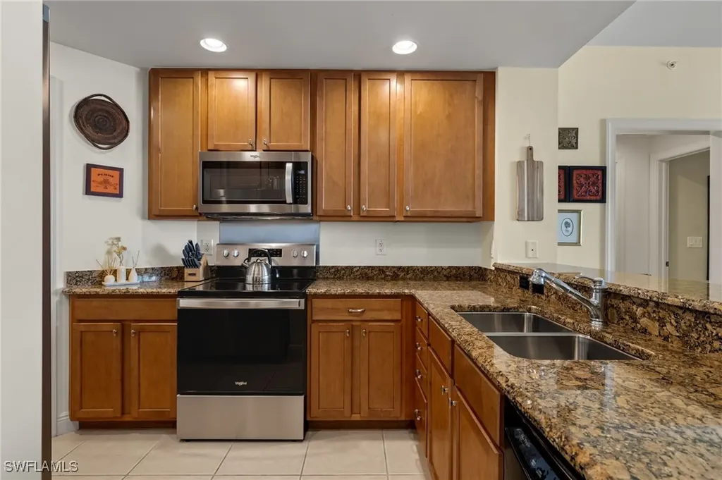 5781 Cape Harbour Drive Cape Coral FL 33914