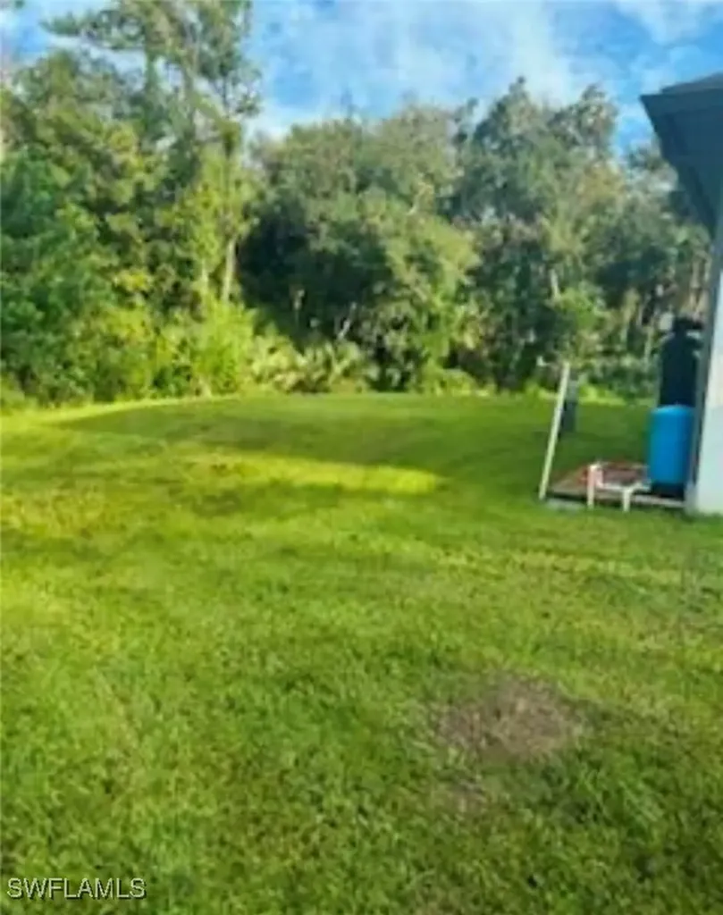 2524 64th Avenue NE Naples FL 34120