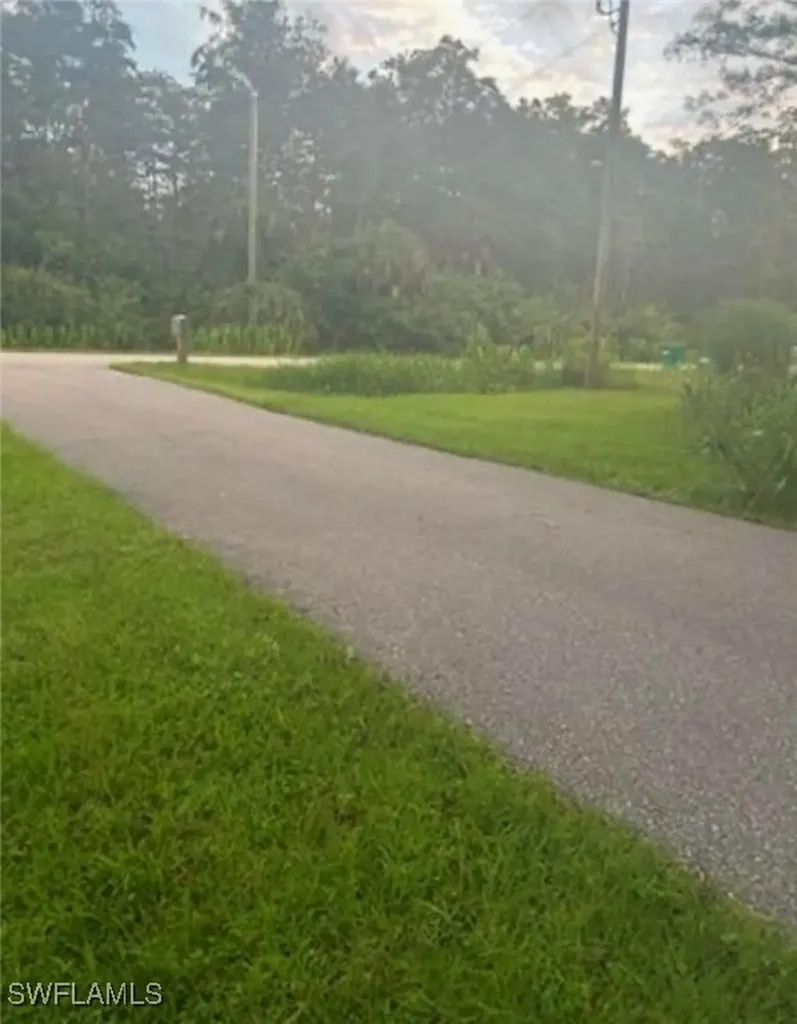 2524 64th Avenue NE Naples FL 34120