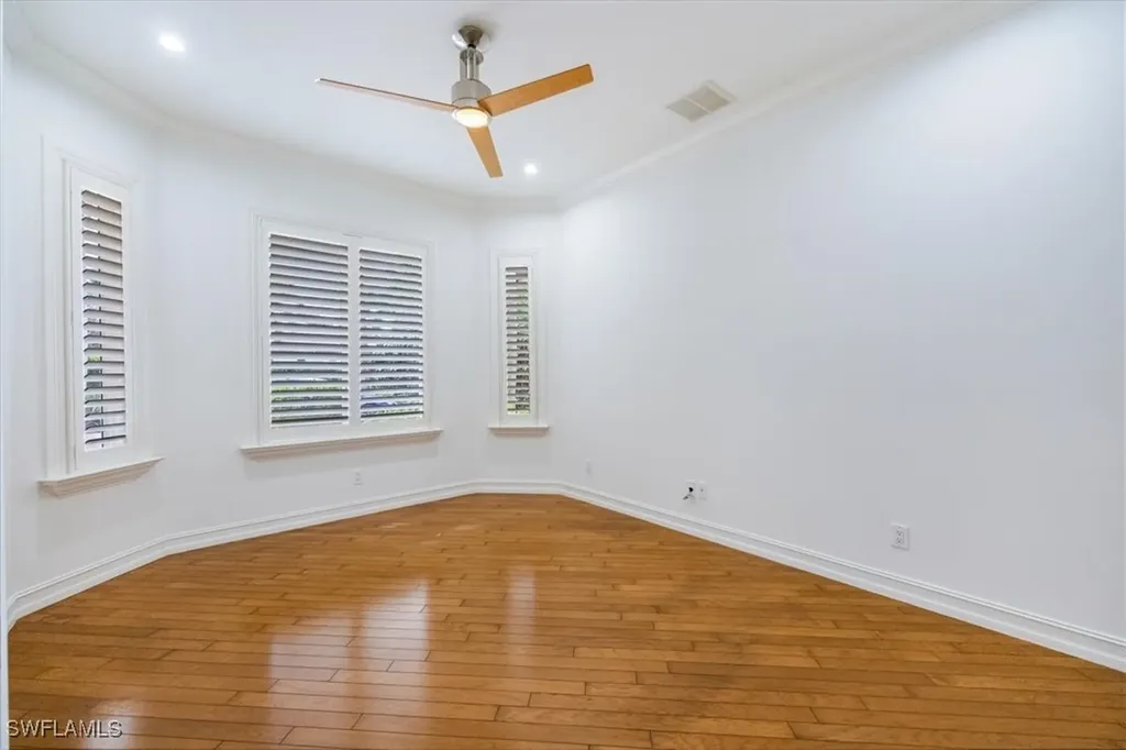 3110 Crayton Road Naples FL 34103