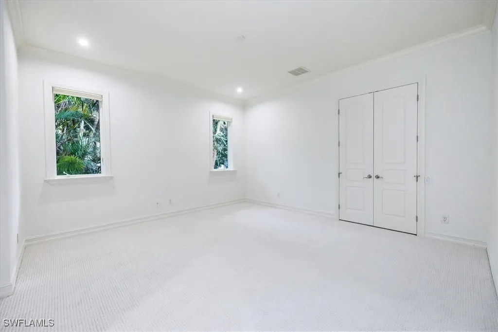 3110 Crayton Road Naples FL 34103