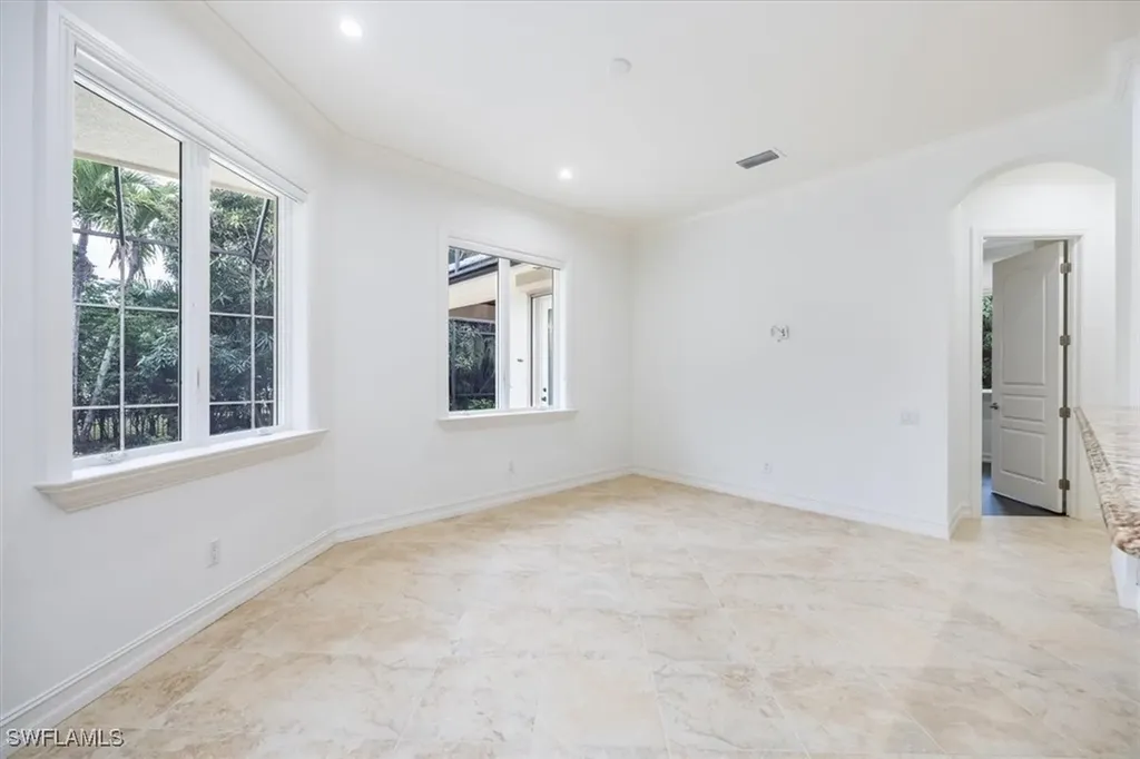 3110 Crayton Road Naples FL 34103
