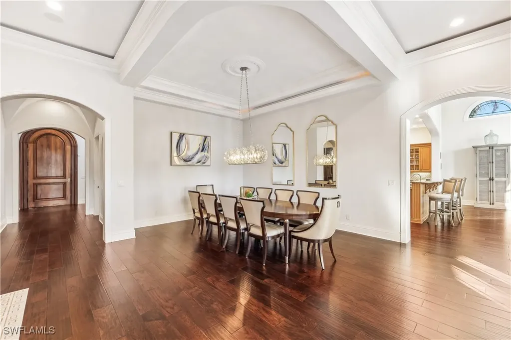 280 Egret Avenue Naples FL 34108