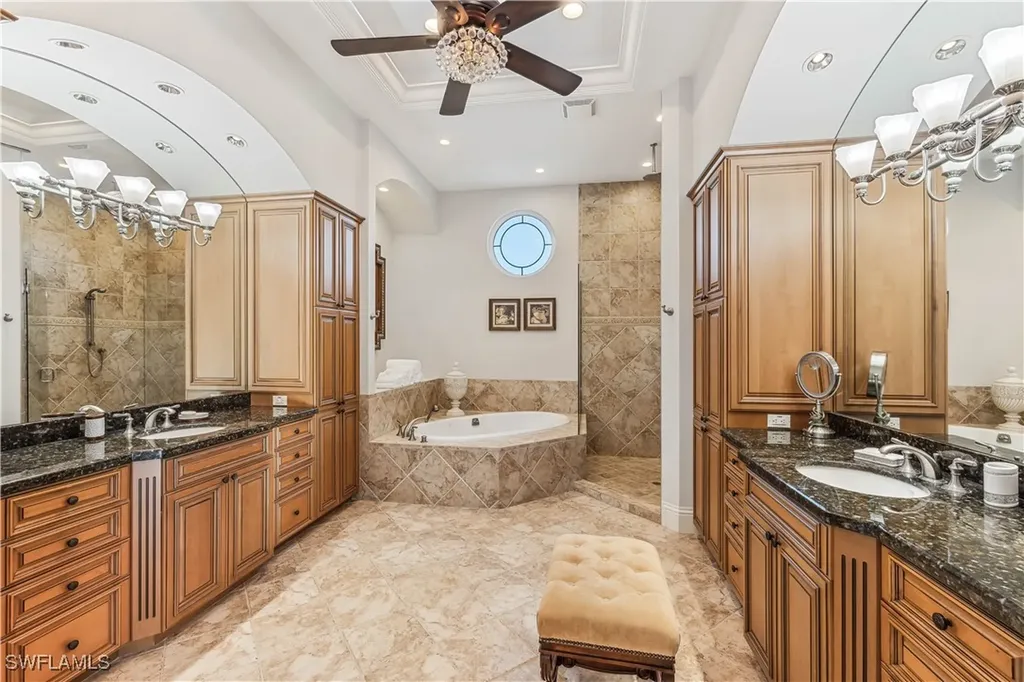 280 Egret Avenue Naples FL 34108