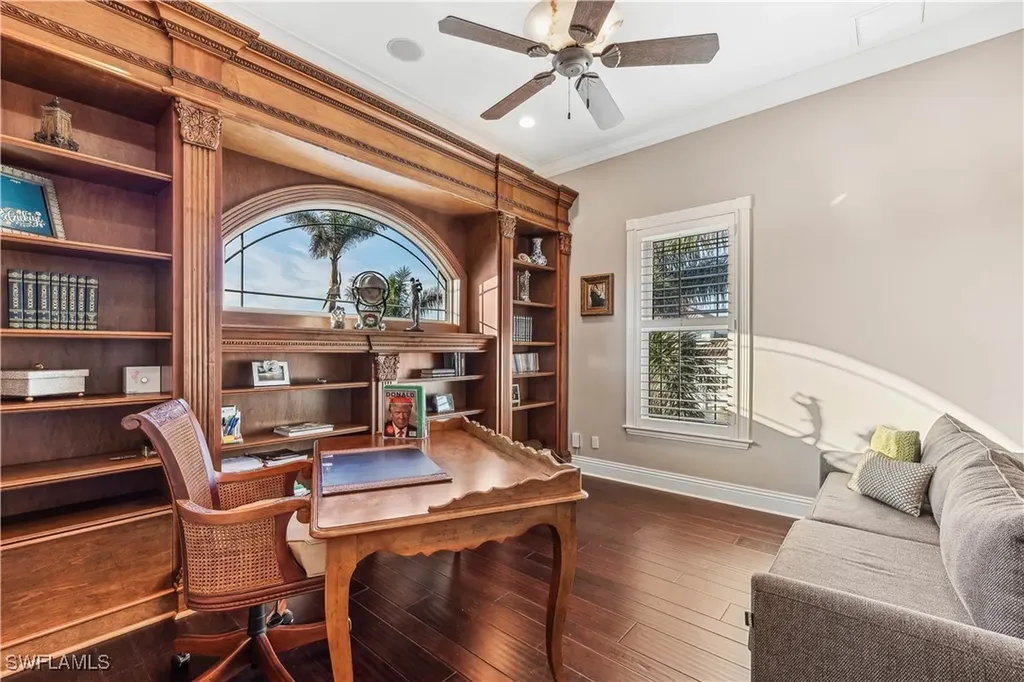 280 Egret Avenue Naples FL 34108