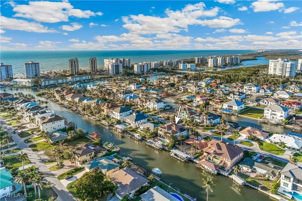 280 Egret Avenue Naples FL 34108
