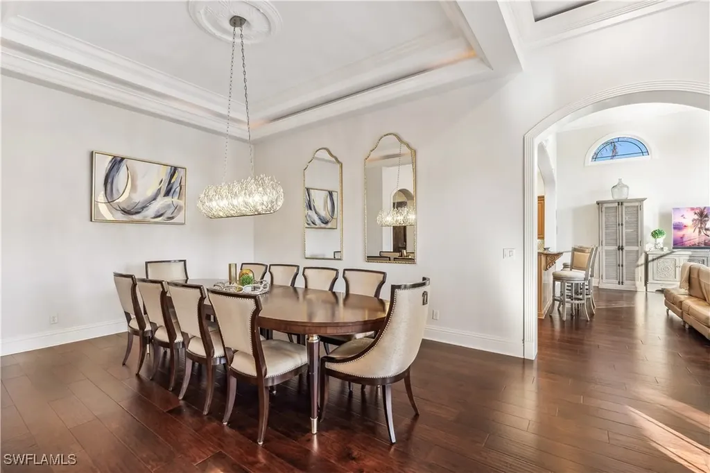 280 Egret Avenue Naples FL 34108