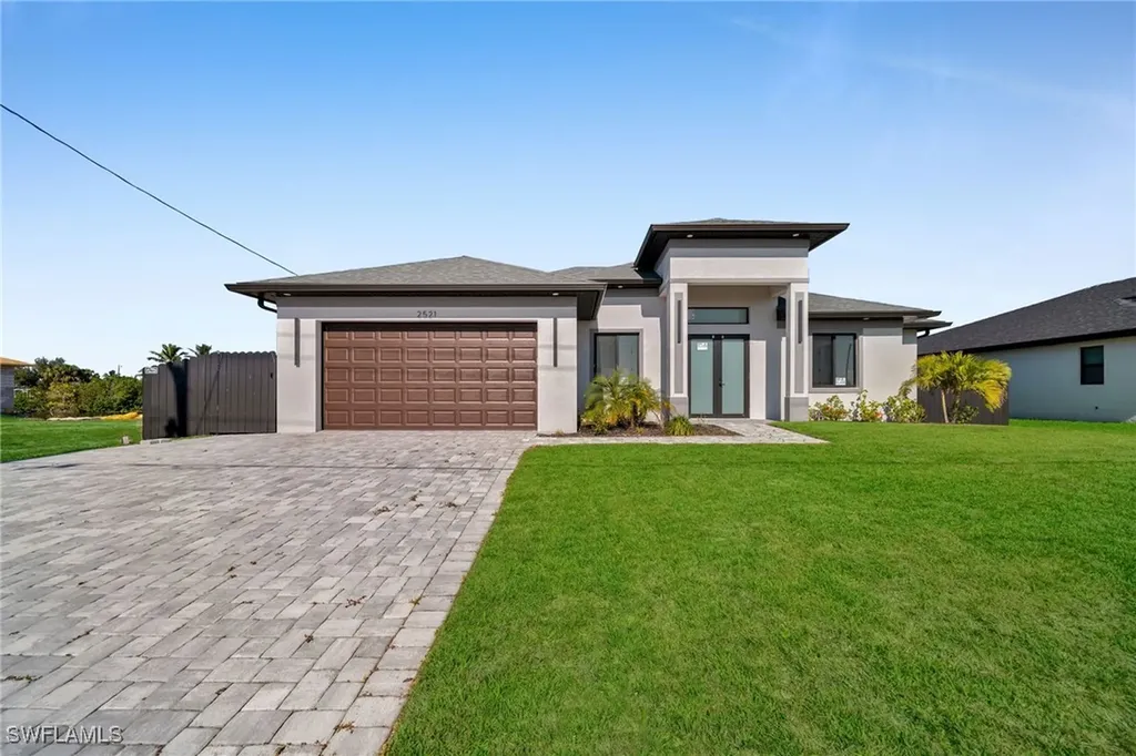 2521 Diplomat Parkway W Cape Coral FL 33993