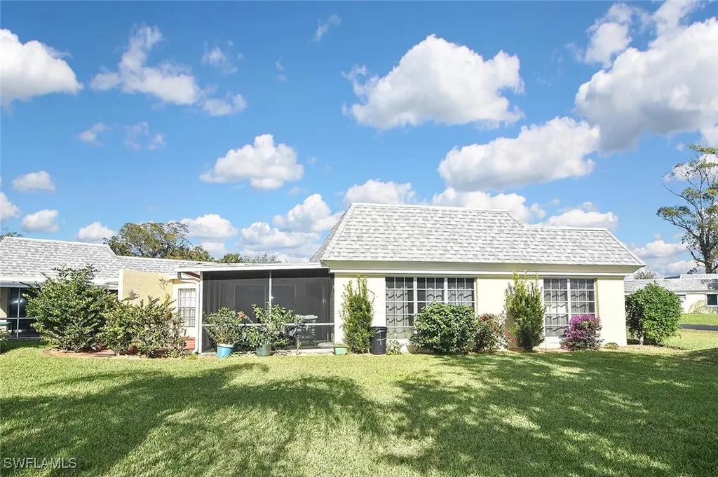 4 Park Lane Circle Lehigh Acres FL 33936