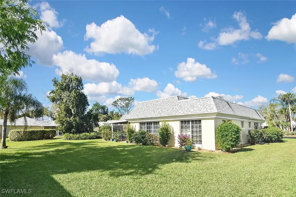 4 Park Lane Circle Lehigh Acres FL 33936