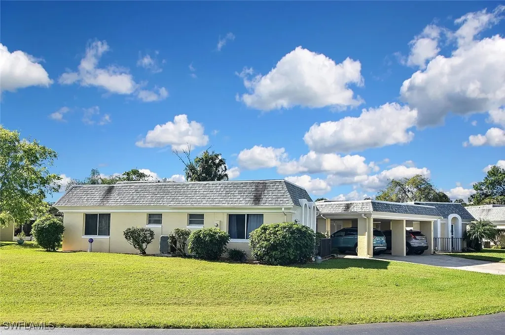 4 Park Lane Circle Lehigh Acres FL 33936