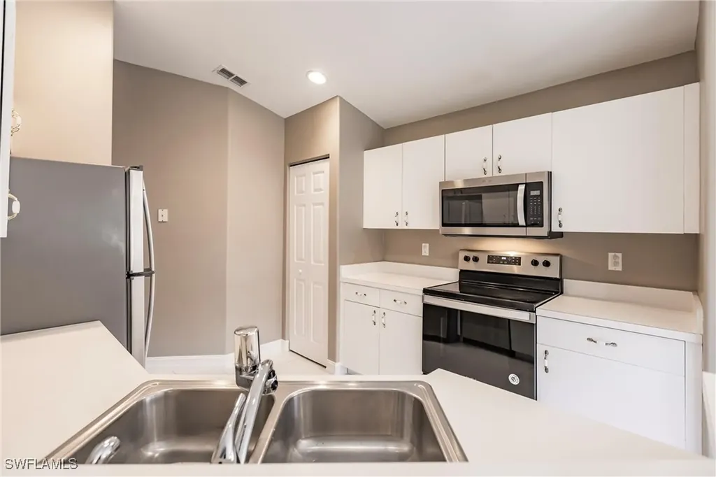 770 Tarpon Cove Drive Naples FL 34110