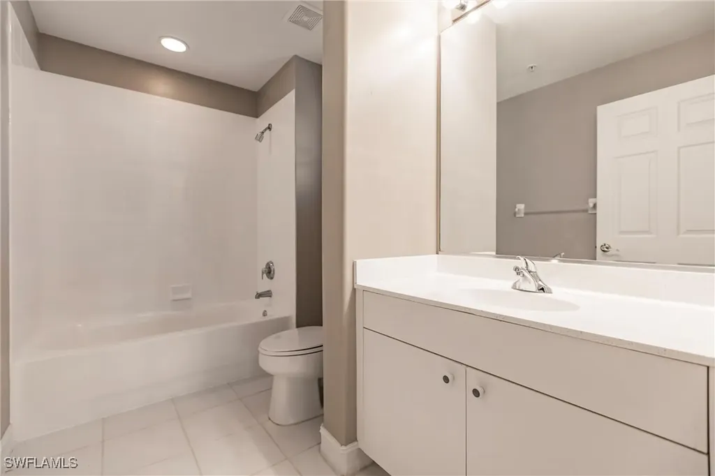 770 Tarpon Cove Drive Naples FL 34110