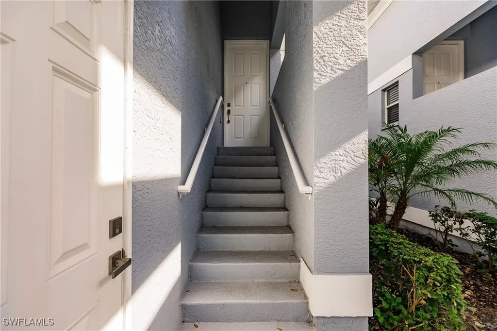 770 Tarpon Cove Drive Naples FL 34110