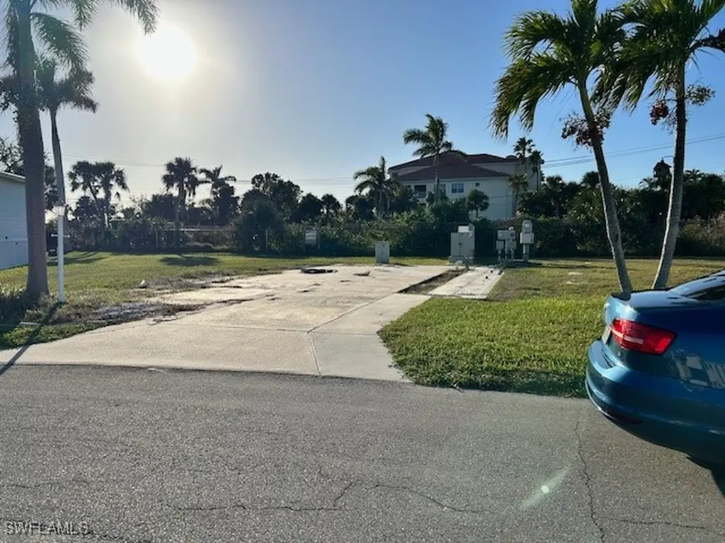 19681 Summerlin Road 596 Fort Myers FL 33908