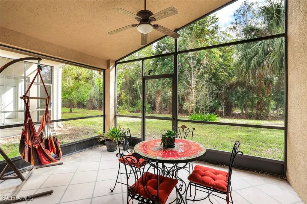 1296 Barrigona Court Naples FL 34119