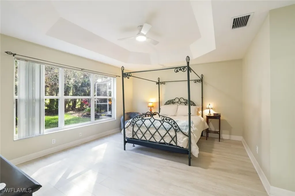 1296 Barrigona Court Naples FL 34119