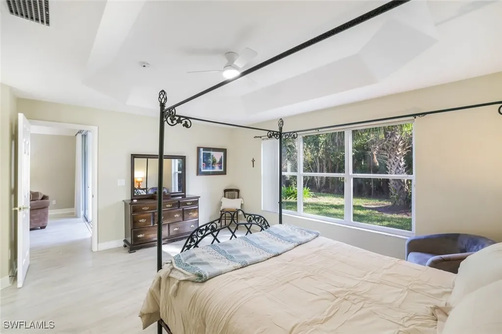 1296 Barrigona Court Naples FL 34119